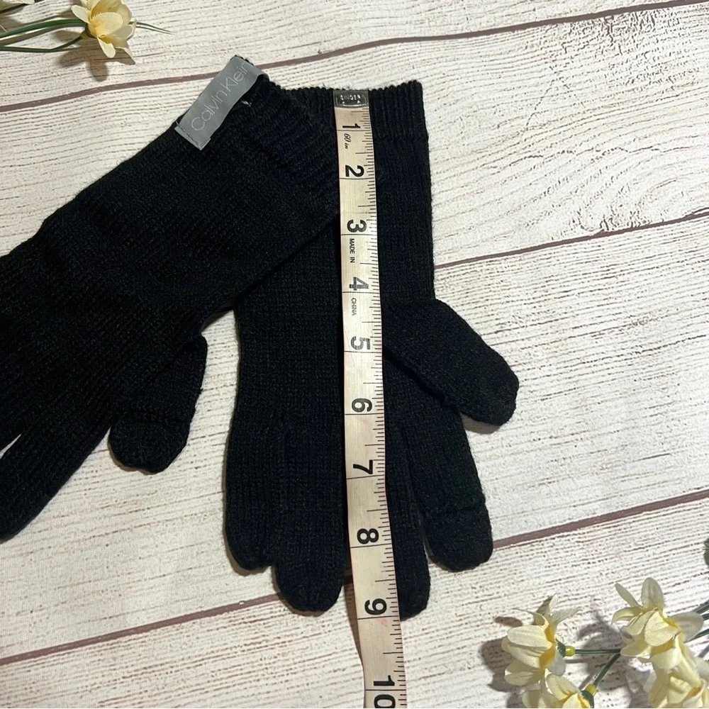 Calvin Klein Black Knit Texting Gloves